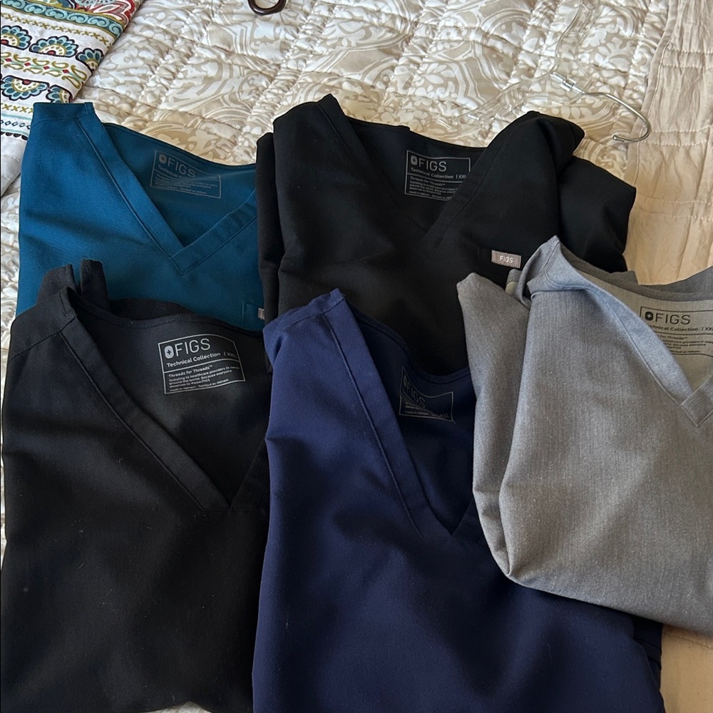 Figs V-Neck Scrub Tops in  2 Black, Teal, Navy, and Gray. Set of 5